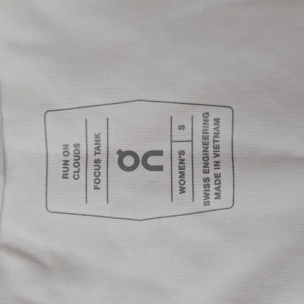On Cloud White Athletic Tank Top, Womens Small - Picture 2 of 9
